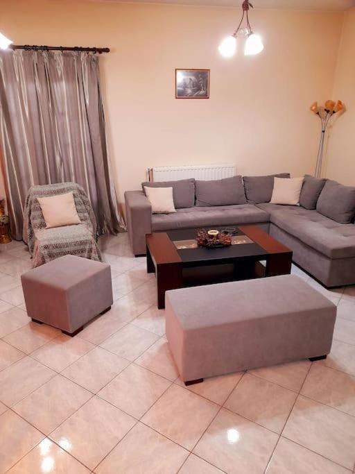 Apartamento Το Σπίτι Του Γιάννη Pýli Exterior foto